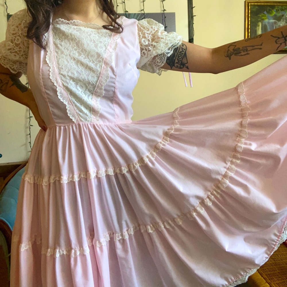 Vintage Handmade Pink Squaredance Dress 🎀